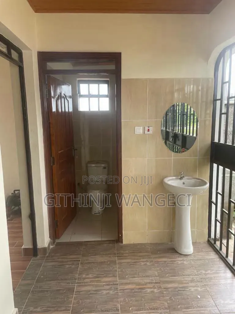 4bdrm Mansion in Olkeri for sale