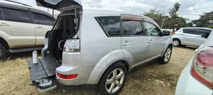 Mitsubishi Outlander 2009 Silver