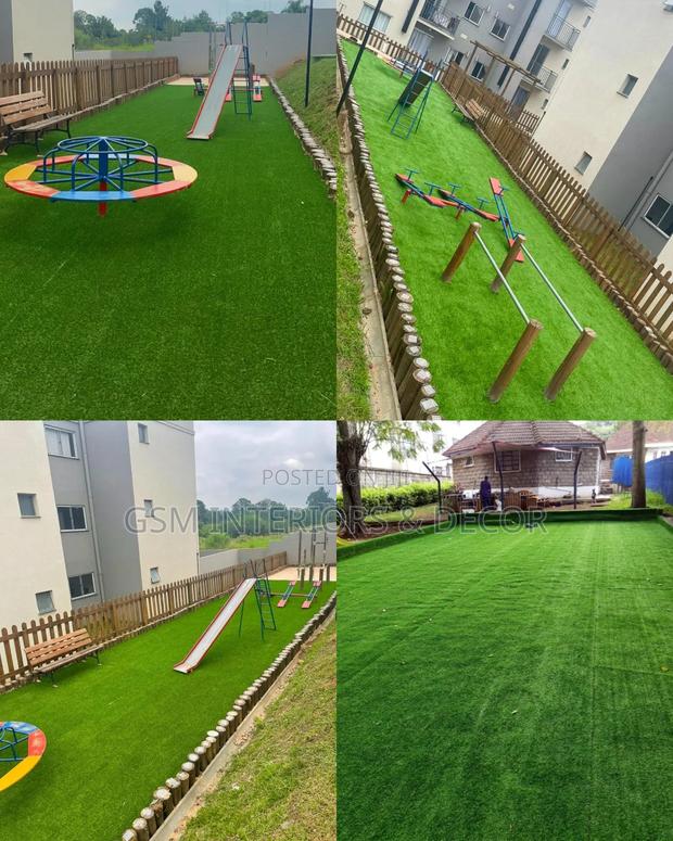 Artificial Green Grass Carpet Soft for Children and Pets - main view