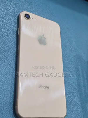 Apple iPhone 8 128 GB Gold
