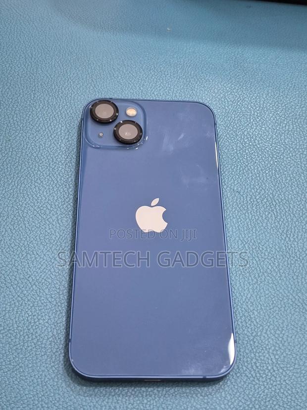 Apple iPhone 13 256 GB Blue - main view