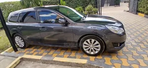 Subaru Legacy 2.5i Premium 2010 Gray
