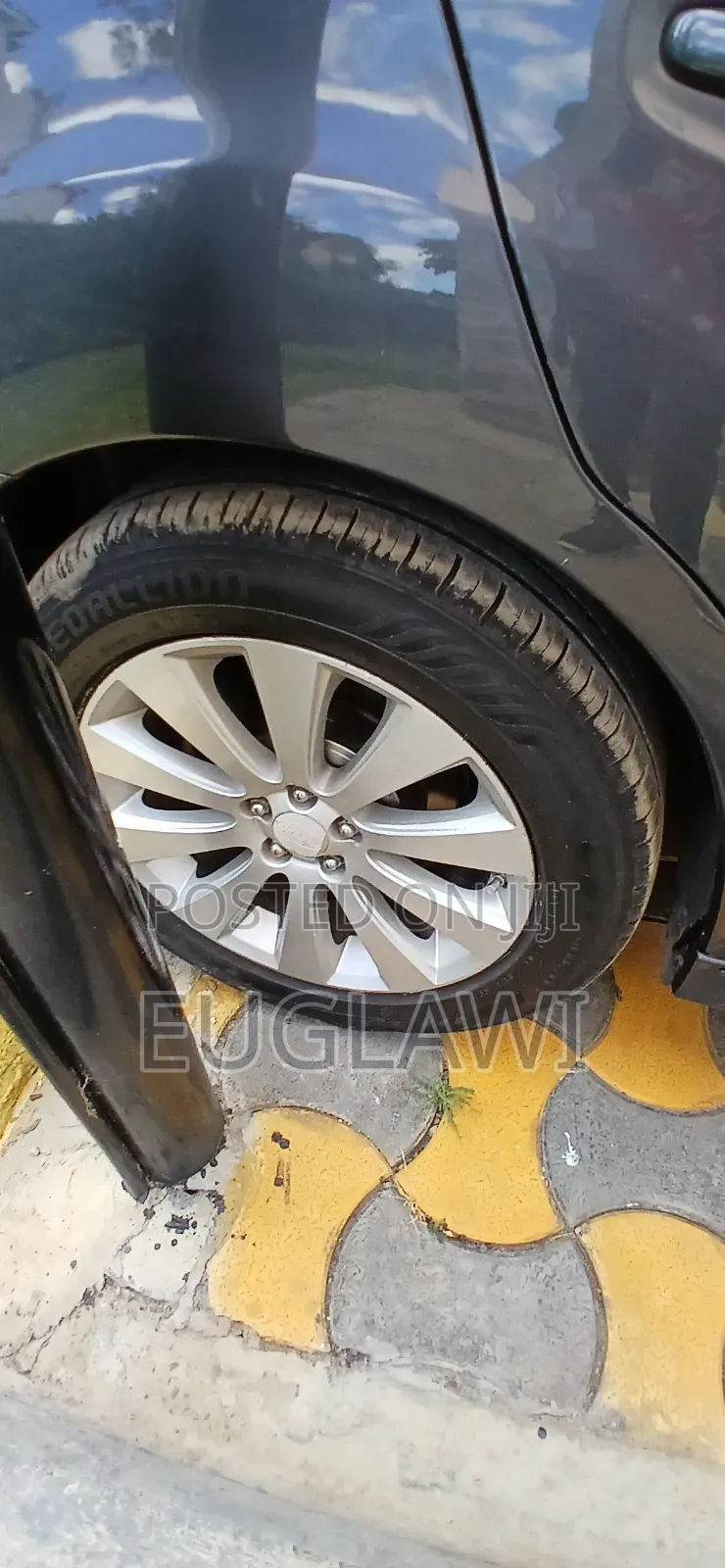 Subaru Legacy 2.5i Premium 2010 Gray