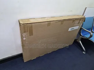 Samsung Crystal UHD CU8100 - 55 Inches