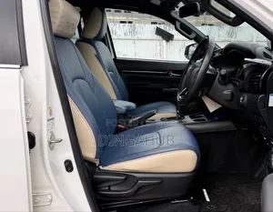 Toyota Hilux 2019 Pearl