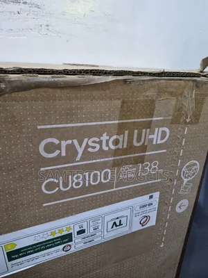 Samsung Crystal UHD CU8100 - 55 Inches