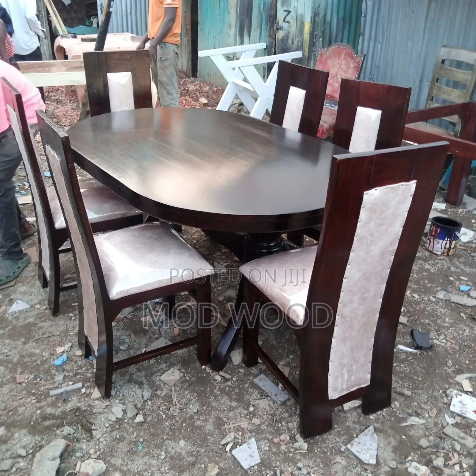 The Manor Oval Dark Wood 6-Seater Dining Set