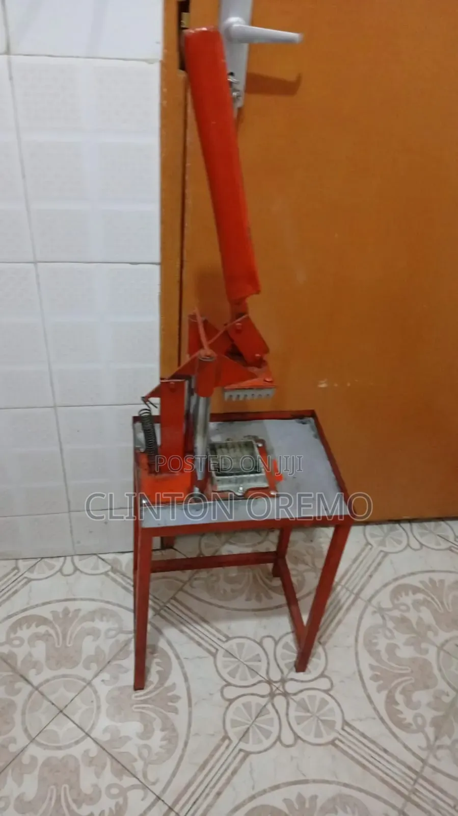 Chips Cutter