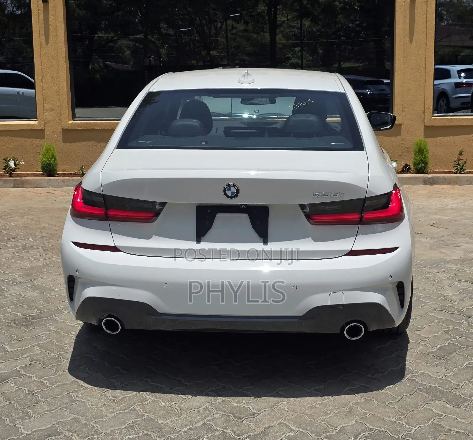 BMW 330i 2020 White