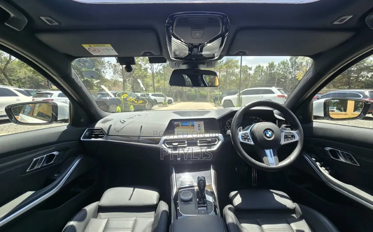 BMW 330i 2020 White