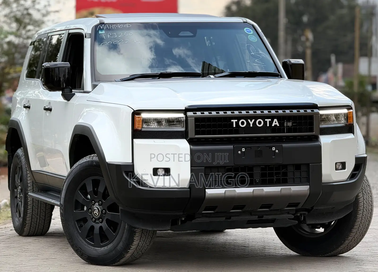 Toyota Land Cruiser 2024 White