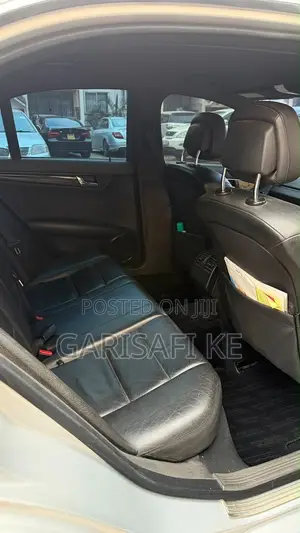 Mercedes-Benz C200 2008 Silver