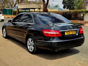 Mercedes-Benz E250 2010 Black