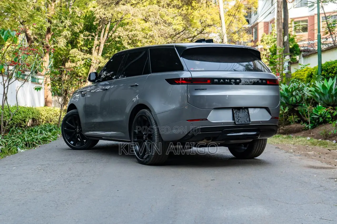Land Rover Range Rover Sport 2023 Silver
