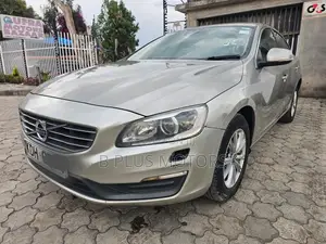 Volvo S60 2014 Silver