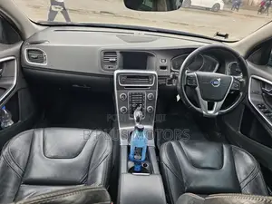 Volvo S60 2014 Silver