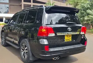 Toyota Land Cruiser Prado 2012 Black
