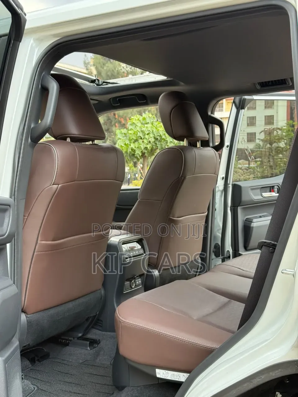 New Toyota Land Cruiser Prado 2.4 Petrol 2024 Pearl