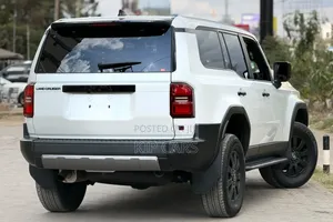 New Toyota Land Cruiser Prado 2.4 Petrol 2024 Pearl