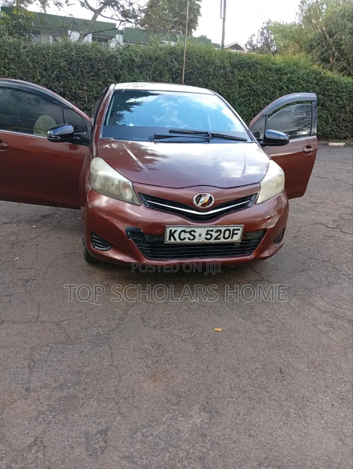 Toyota Vitz 2013 Brown