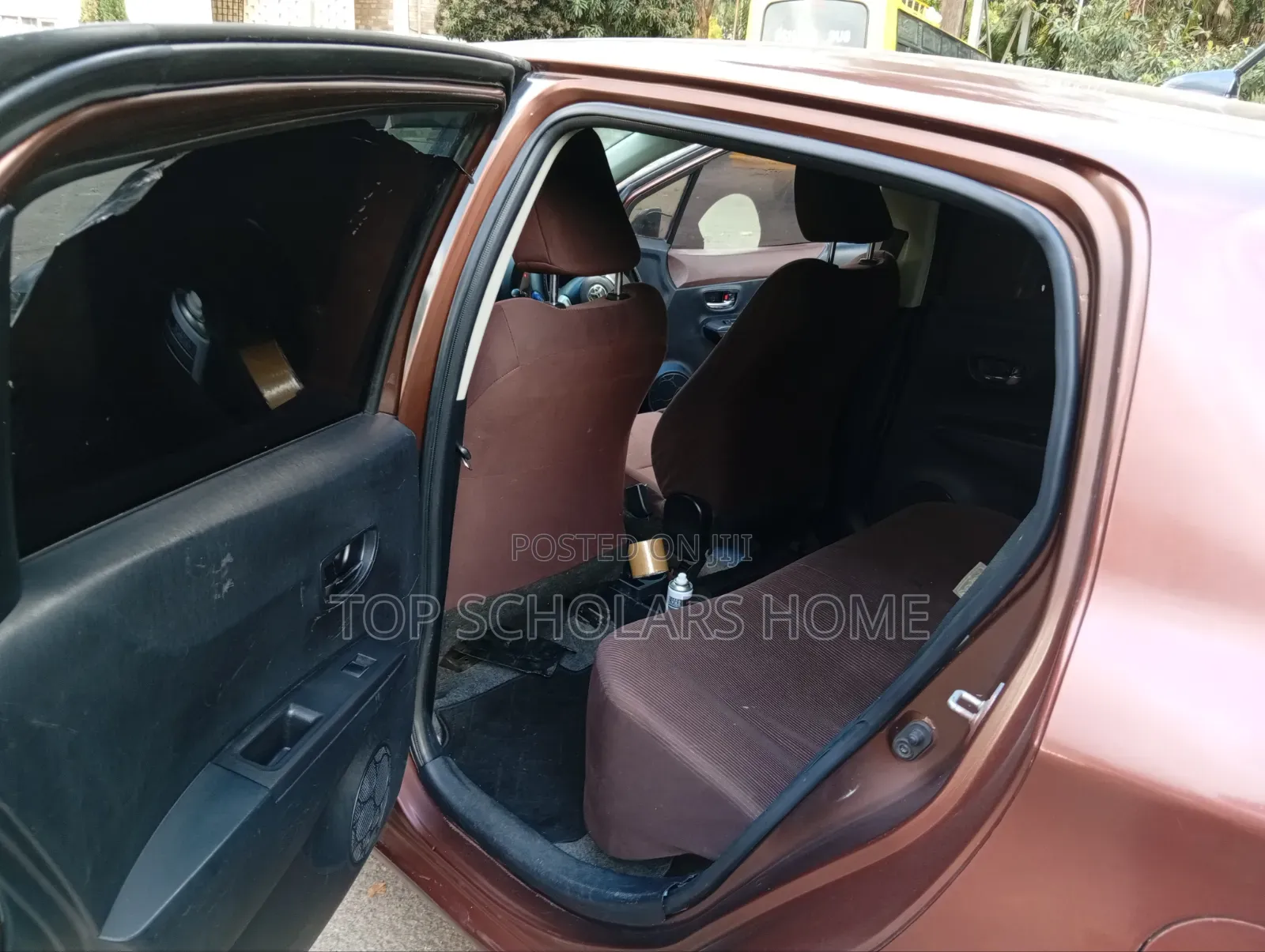 Toyota Vitz 2013 Brown