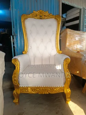 Antique White and Gold King Chair