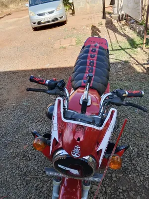 TVS HLX Plus ES 2022 Red