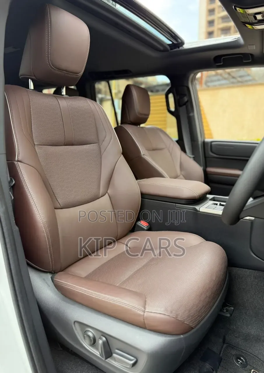 New Toyota Land Cruiser Prado 2.4 Petrol 2024 Pearl