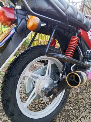 TVS HLX Plus ES 2022 Red