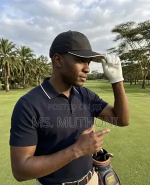 Loro Piana Baseball Cap Ft a White-Trimmed Brim and an Embroiderery