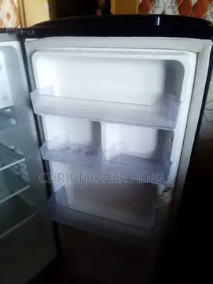 Samsung Fridge 200l