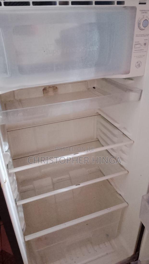 Samsung Fridge 200l - thumbnail 5