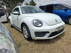 Volkswagen Beetle 2019 White