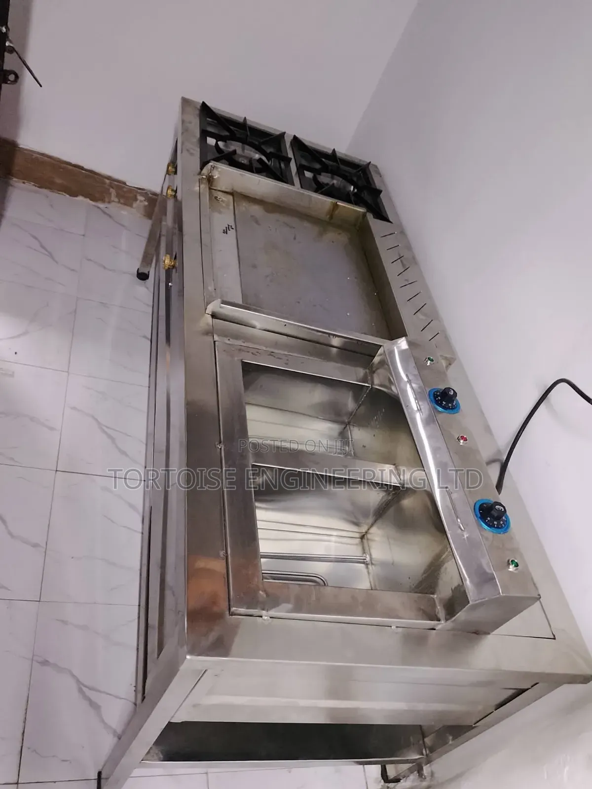 Stainless Steel Cooking Units With 2 Gas Burner, Griddle Deep Fryer