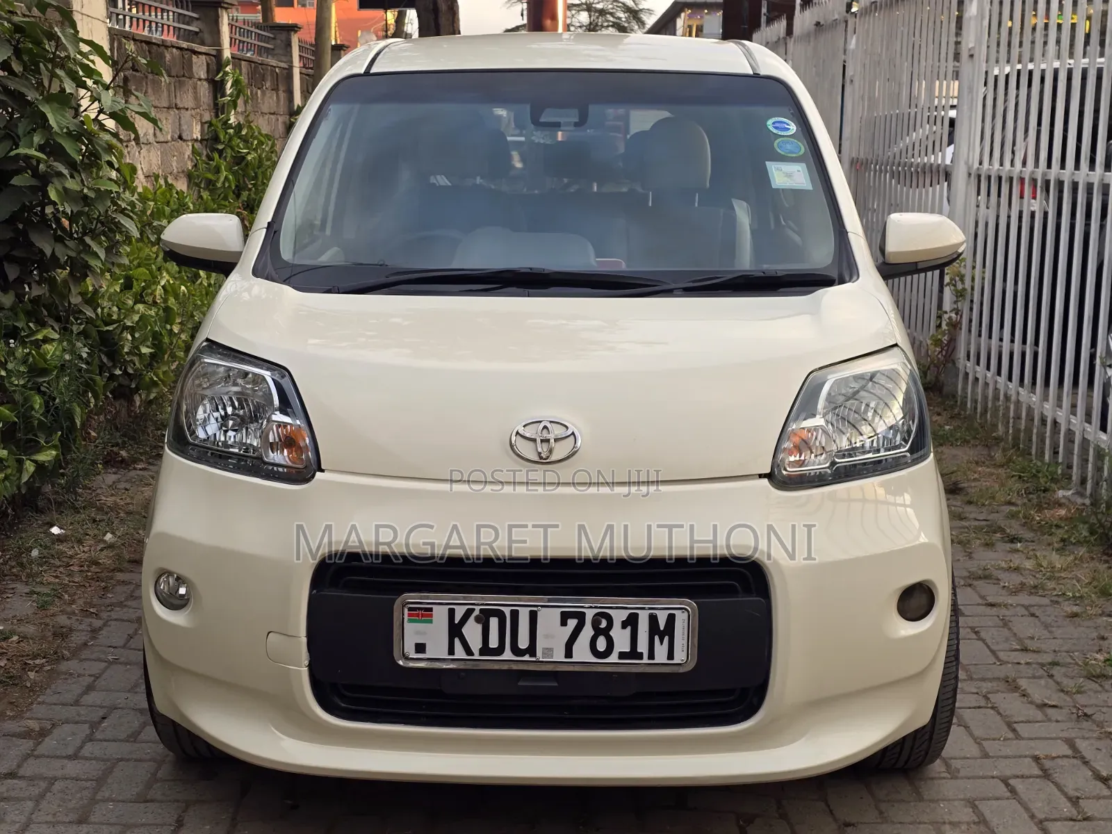 Toyota Porte 2018 Brown