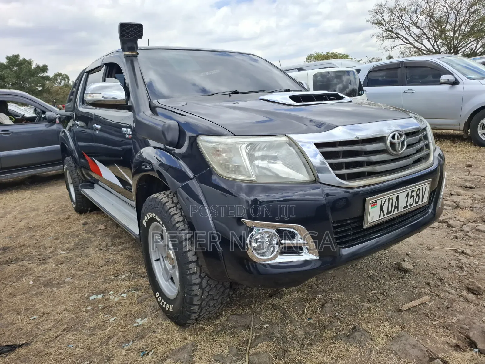 Toyota Hilux 3.0 D-4D 4x4 2013 Matt Black
