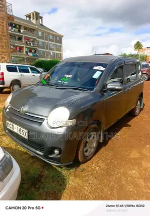 Toyota Sienta 1.5 FWD 2009 Gray
