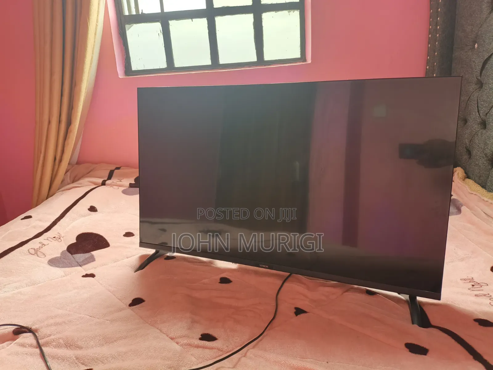 Vitron 43" Smart Frameless TV Htc4388fs Frameless TV - (Bluetooth)