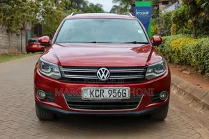 Volkswagen Tiguan 2011 Maroon