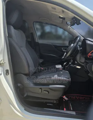Subaru Forester 2019 Pearl