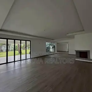 5bdrm Villa in Hardy for sale