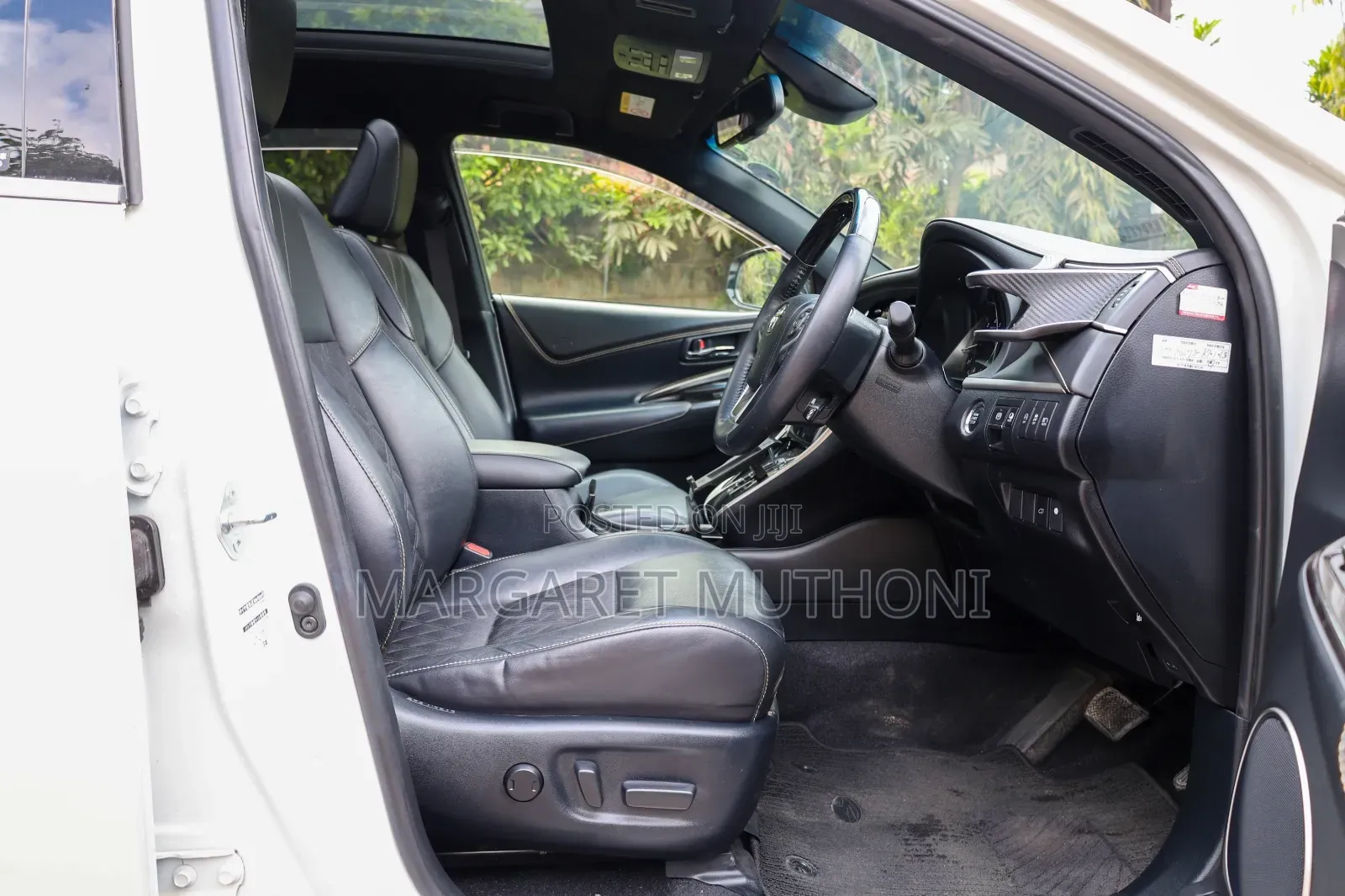 Toyota Harrier 2.0 2018 White