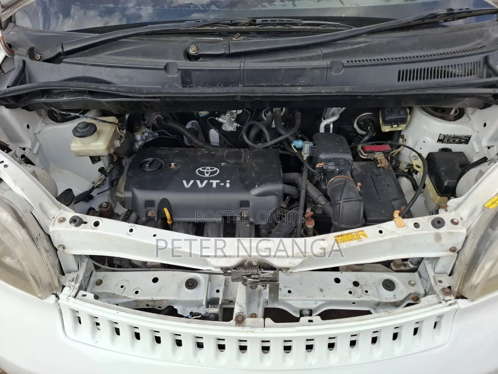 Toyota Porte 2005 White