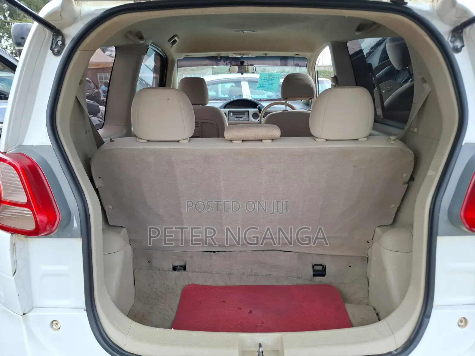 Toyota Porte 2005 White