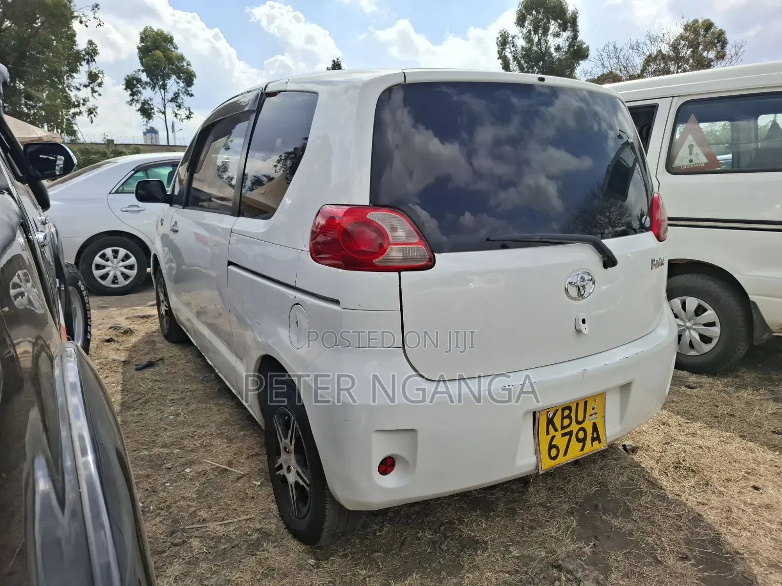 Toyota Porte 2005 White