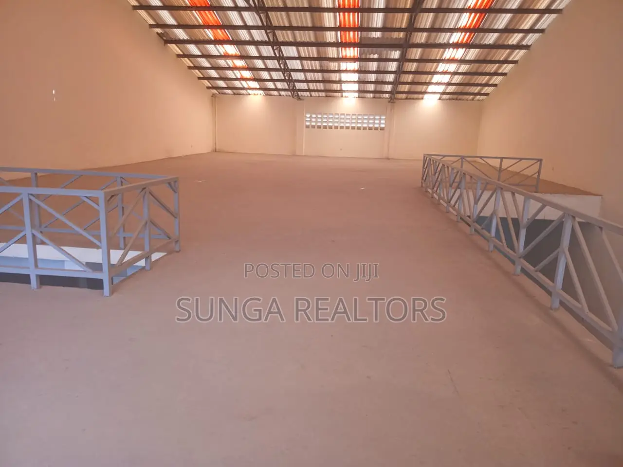 Warehouse for Rent Along Eastern Bypass
