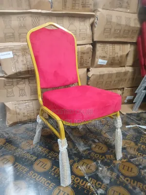 Red Gold Fabric Banquet Chair – Heavy-Duty Event Conference Chair