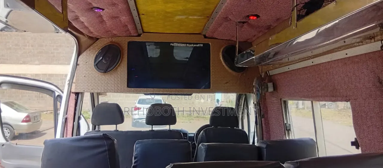 Mercedes-Benz eSprinter 2024 White