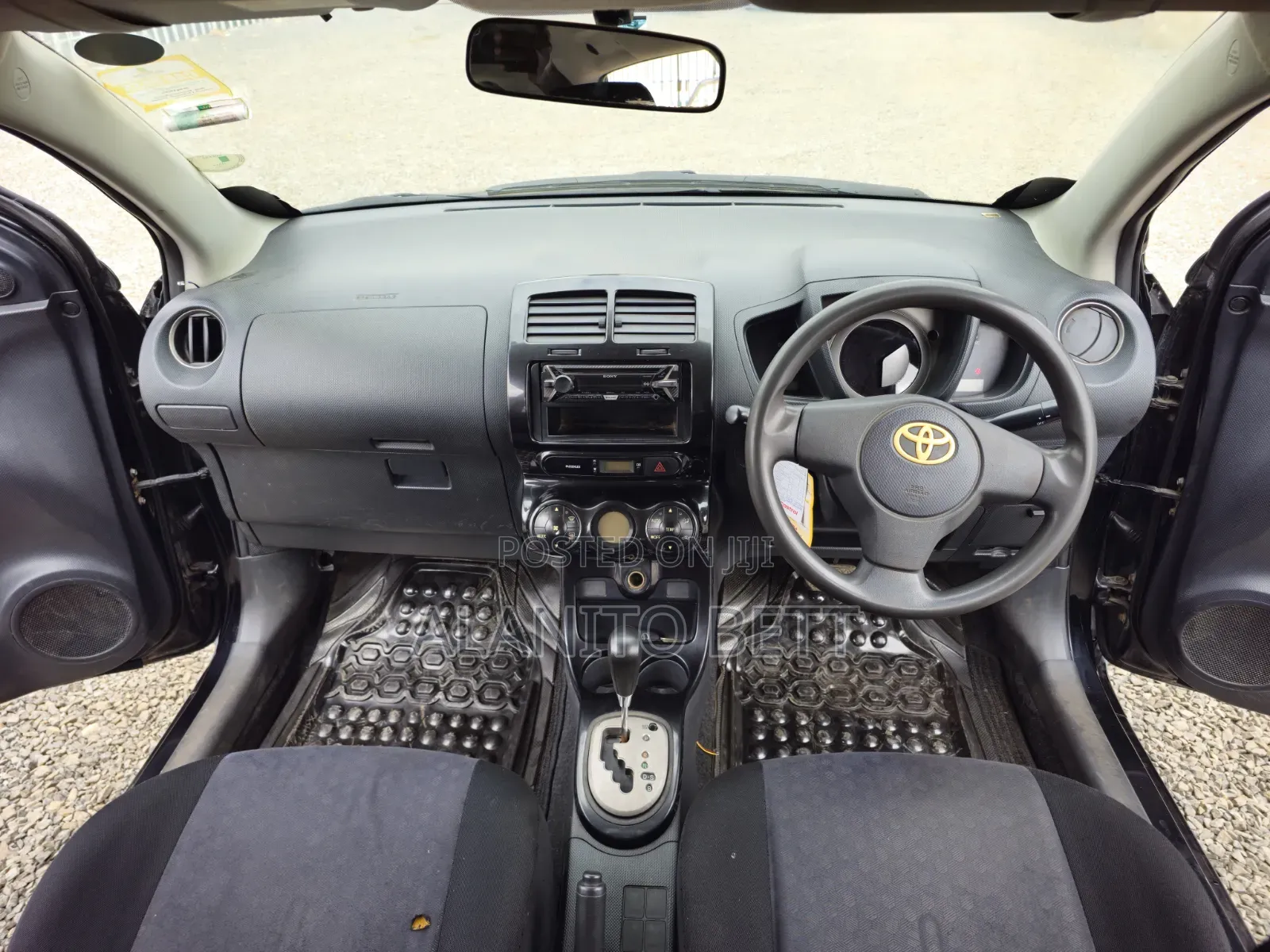 Toyota IST 2008 Gray