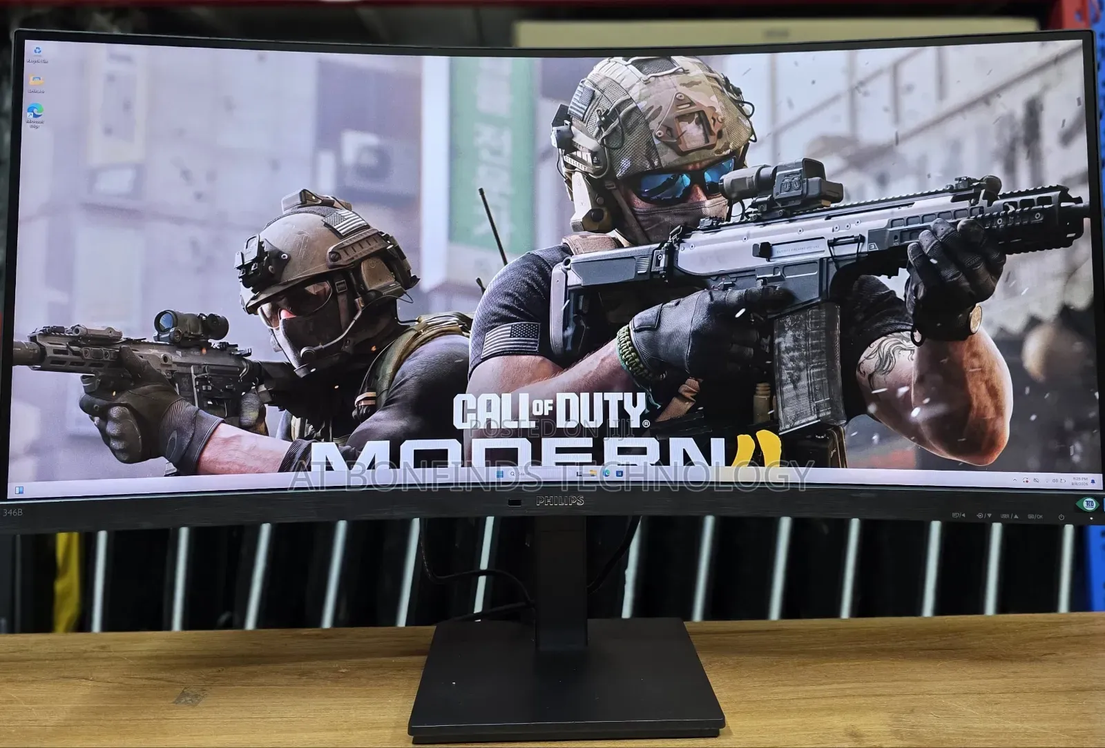 Phillips 346B1
34 Inch Curved Monitor 
3440*1440 Resolution